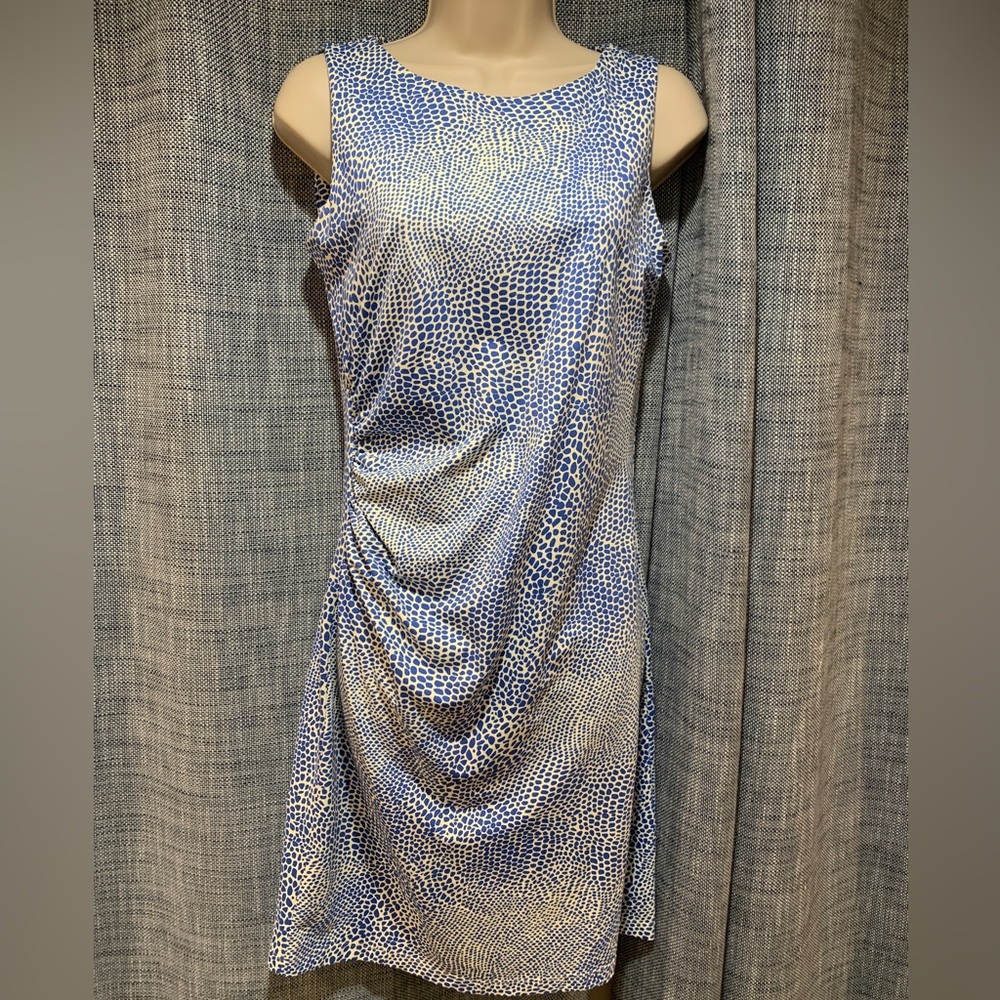 J McLaughlin soft and stretchy dress